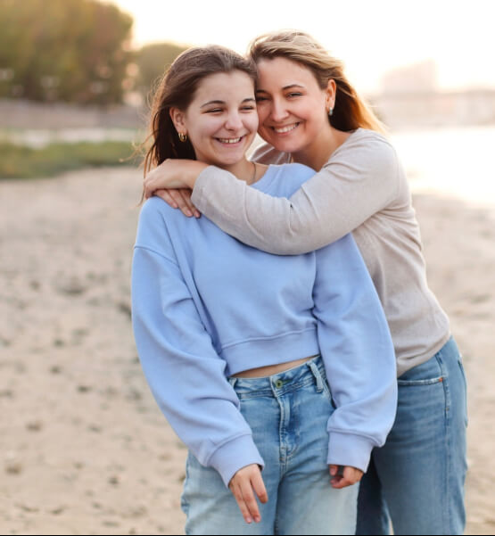Teens choosing best checking accounts.